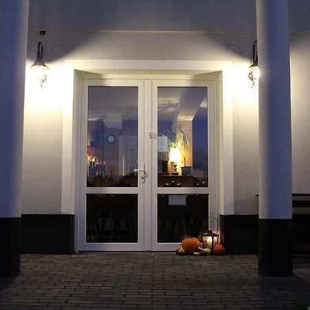 بودابست Hotel Menthol المظهر الخارجي الصورة